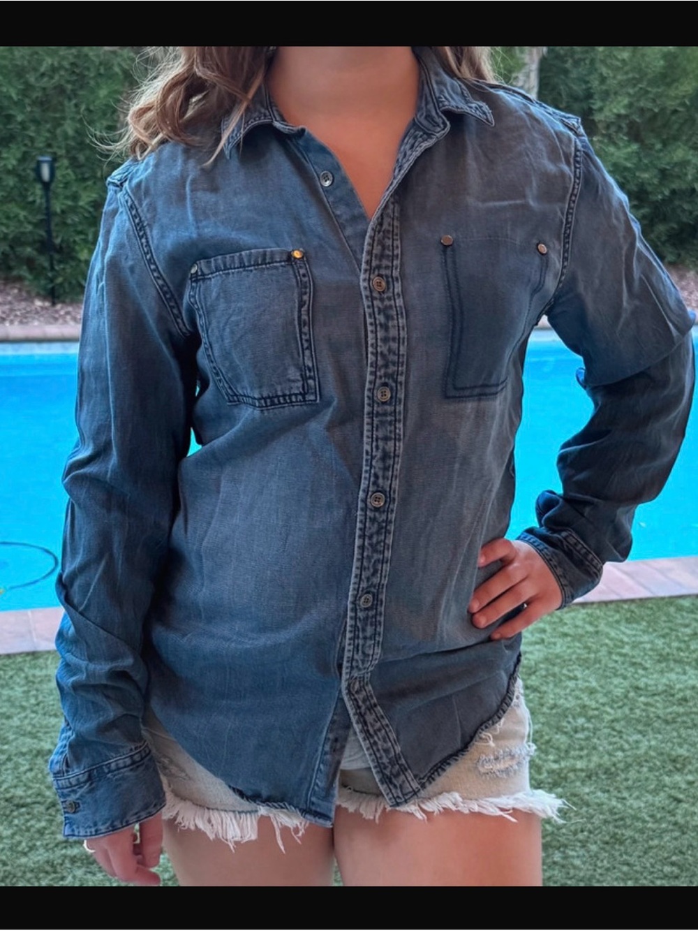 GUESS Los Angeles Denim Chambray Shirt Women’s Small